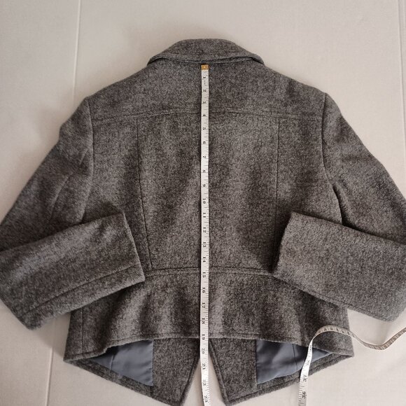 Ann Taylor Wool Blend Gray Textured Cropped Asymmetrical Jacket Women’s Size M - Picture 11 of 15